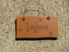 1004B - Believe mini wood sign 