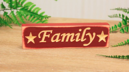 Primitive Wood Engraved Block 10081  Family Burgundy  