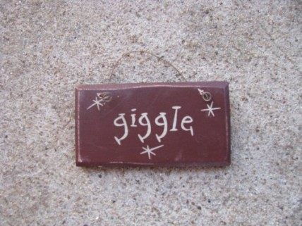 1009G - Giggle mini wood sign 1009G - Giggle mini wood sign