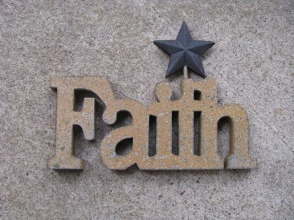  10979CBR - Faith wood Cutout with black metal star