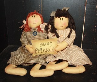 Primitive Decor KLY17004- Best Friends Doll Primitive Decor KLY17004- Best Friends Doll