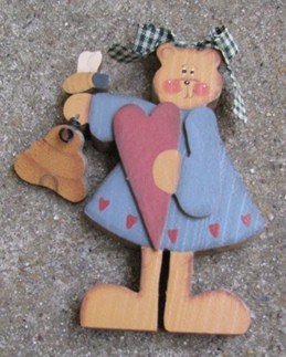 Wood Bear 2116B - Bear with bee hive Wood Bear 2116B - Bear with bee hive