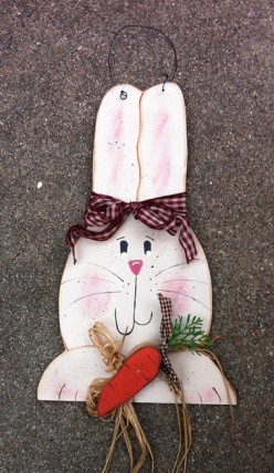 Primitive Country 300WBR Bunny Wall Hanging Burgundy Checkered Bow and Raffia Primitive Country 300WBR Bunny Wall Hanging Burgundy Checkered Bow and Raffia