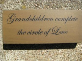 31431GCC - Grandchildren Complete the circle of love wood block 
