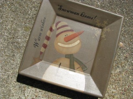 Primitive Wood Snowman Plate 31485sk-Snowman Kisses  