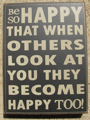 32416B - Be Happy Box Sign