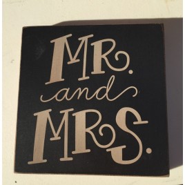 Primitive Wood Block 32670M Mr and Mrs 