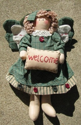 Primitive Decor 41890GW - Green Plaid Angel Primitive Decor 41890GW - Green Plaid Angel