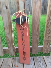 Fall Decor 607 Skinny Welcome Pumpkin with crow and Raffia
