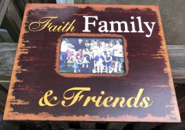 60994FFF Faith Family Friends wood picture Frame