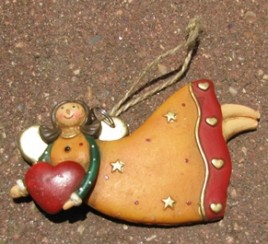 62322RHYR-Angel Red Heart Gold Resin Ornament