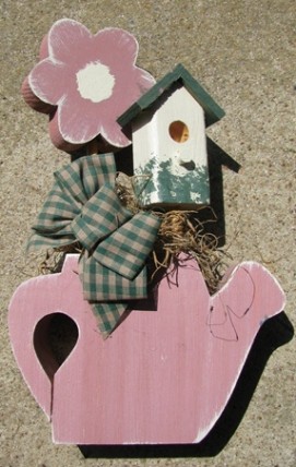 782BD - Daisy wood Birdhouse - Teapot  782BD - Daisy wood Birdhouse - Teapot