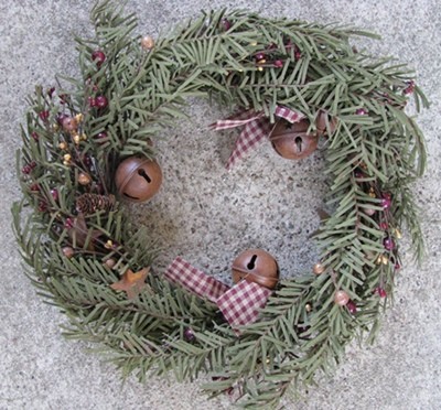 85310PCW-Primitive Christmas Wreath with berries and bells 85310PCW-Primitive Christmas Wreath with berries and bells
