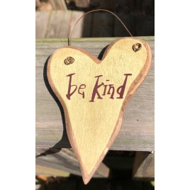 9003BEK - Be Kind wood Heart cream 9003BEK - Be Kind wood Heart cream
