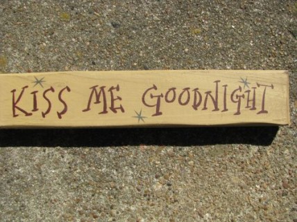M9005KMG-Kiss Me Goodnight wood block M9005KMG-Kiss Me Goodnight wood block