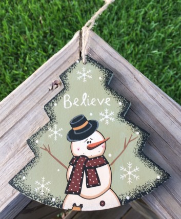 Primitive Christmas Tree Wood WL022 Believe Tree Snowman Ornament 