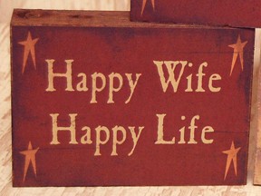 GBJ224 - Happy Wife Happy Life Wood Block GBJ224 - Happy Wife Happy Life Wood Block