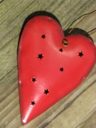 OR316 - Red Heart tin punch ornament OR316 - Red Heart tin punch ornament