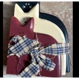 WD2091 3 cats red,off white and dark blue tied with a ribbon WD2091 3 cats red,off white and dark blue tied with a ribbon